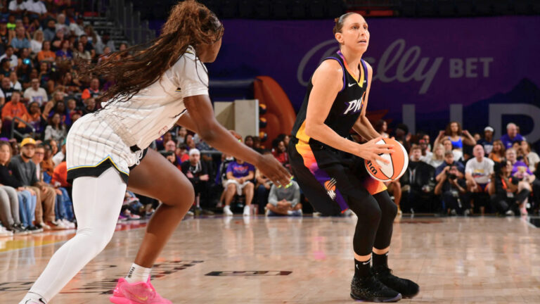 chicago sky vs phoenix mercury